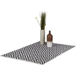 Relaxdays Teppich 10022345, 120 X 180cm, Florhöhe 10mm Rutschfeste Unterseite, Schwarz/weiß