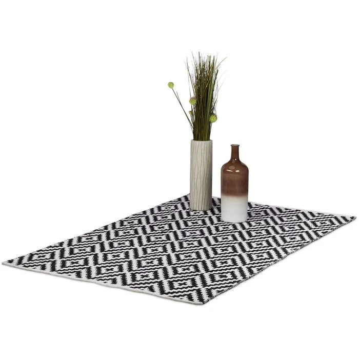 Relaxdays Teppich 10022345, 120 X 180cm, Florhöhe 10mm Rutschfeste Unterseite, Schwarz/weiß 1 Relaxdays Teppich 10022345, 120 X 180cm, Florhöhe 10mm Rutschfeste Unterseite, Schwarz/weiß