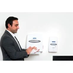 Kimberly Clark Kimberly-Clark 6959 Aquarius Rollenhandtuchspender -Drogerie - Gesundheit Geschäft 42f48f058af3d99cfa57f9f138274f735f487acc handtuchspender kimberly clark aquarius 6959