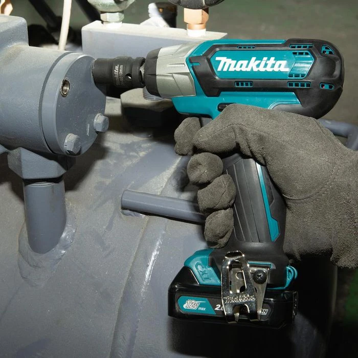 Makita Akku-Schlagschrauber TW141DZ, 145Nm, 12V Max. 2 Makita Akku-Schlagschrauber TW141DZ, 145Nm, 12V Max. – Bild 2