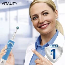 Oral B Oral-B Elektrische-Zahnbürste Vitality 100, Blau, CrossAction, 1 Putzmodus, Inkl. 1 Aufsteckbürste -Drogerie - Gesundheit Geschäft feac18829a321c0fc59cf21a3eecd2fd64f3a449 elektrische zahnbuerste oral b vitality 100 blau